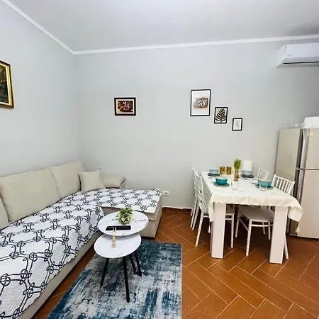 Skerdi’s Charm * تيرانا