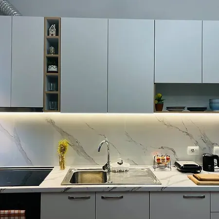 Daire Skerdi's Charm